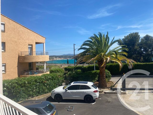 Appartement T3 à vendre - 3 pièces - 63.0 m2 - BANDOL - 83 - PROVENCE-ALPES-COTE-D-AZUR - Century 21 Immobilière Charlemagne